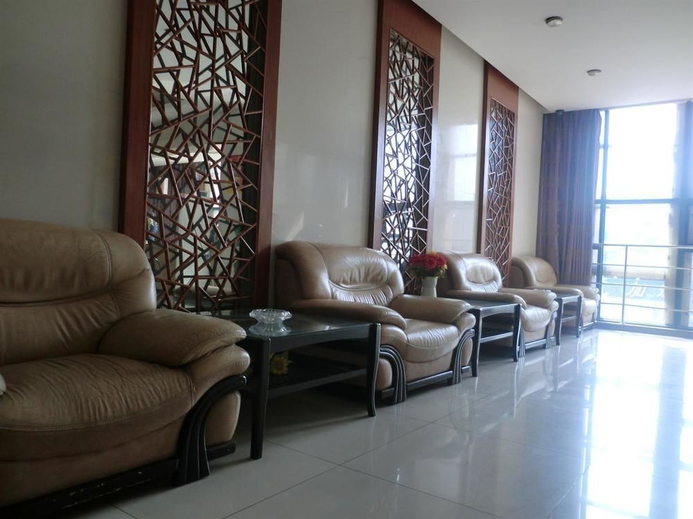 Huayu South City Hotel Wenjiang Exterior foto